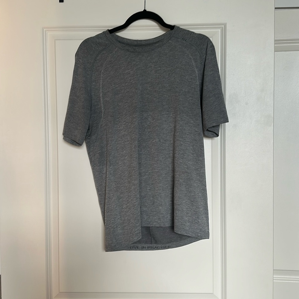 Lululemon Vent Tech Shirt